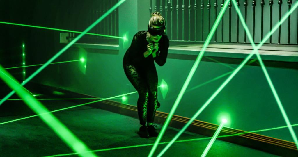 202504-Netflix實境秀推薦-百萬秘寶攻防戰-競賽節目