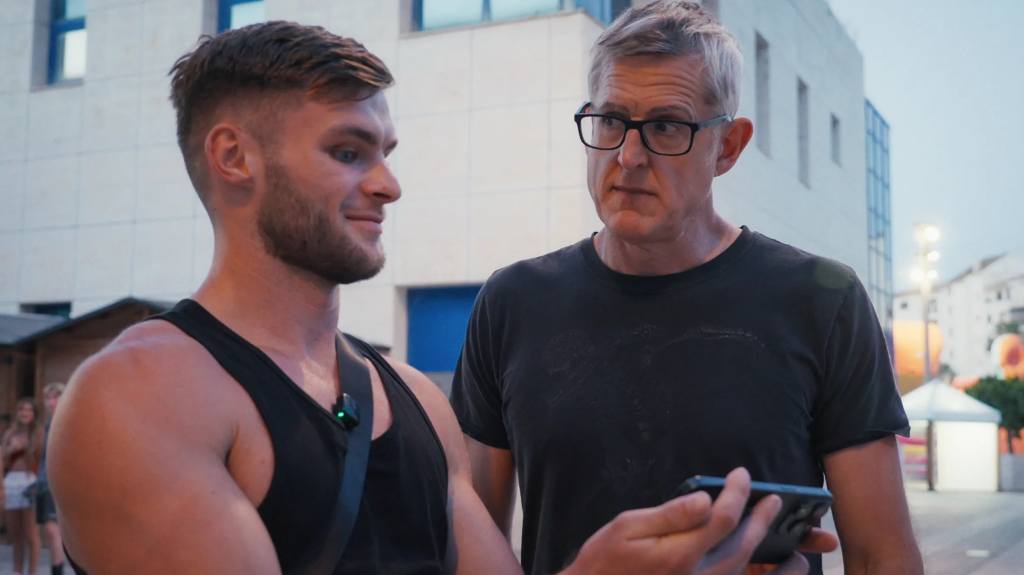 Netflix 紀錄片《路易泰魯:解構男性圈》探討這些網紅的獲利模式。