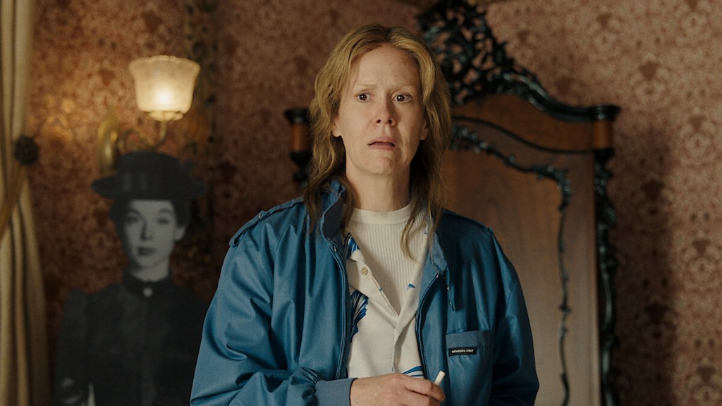 Netflix 影集《怪物:麗茲波頓的故事》中,Sarah Paulson 是最大的亮點。